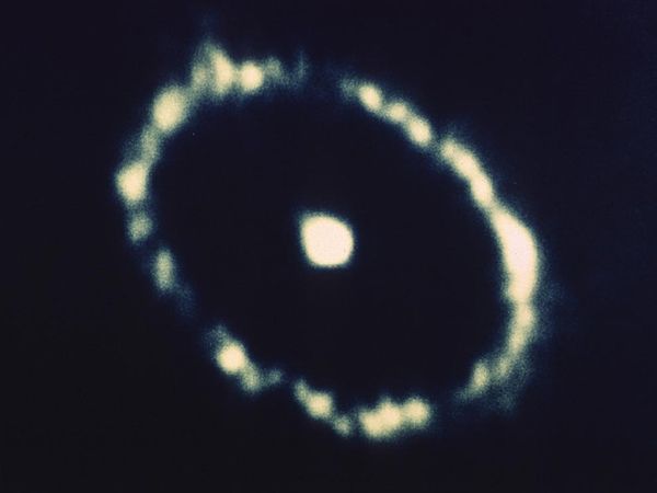 1987a-grande-nube-magellano-supernova-esplosione-foto