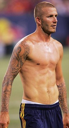 David-Beckham-my-world-foto-tatuaggio-08
