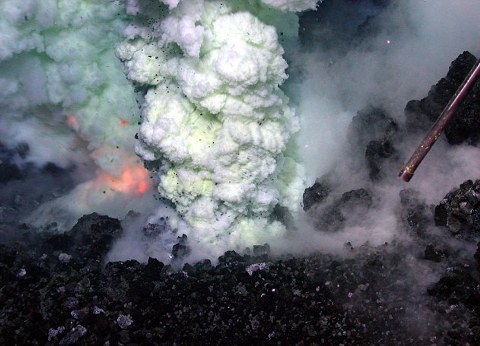 samoa-eruzione-vulcano-sottomarino-oceano-pacifico-03