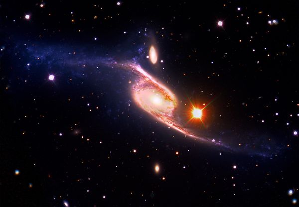galassia-foto-record-la-piu-grande-dell-universo