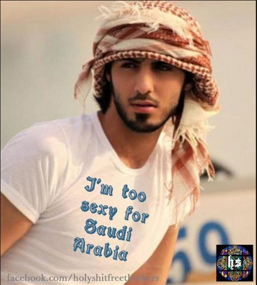 espulso-sexy-emirati-arabi-02
