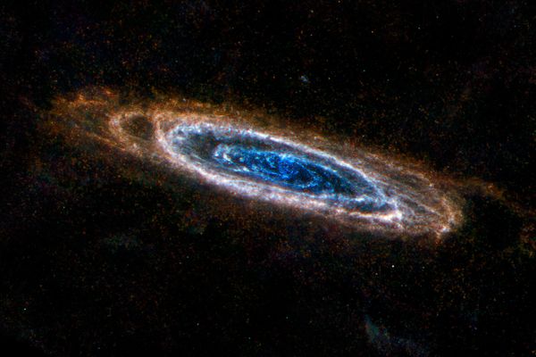 telescopio-herschel-galassia-andromeda-foto